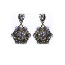 Laden Sie das Bild in den Galerie-Viewer, Konplott Ohrringe Ohrstecker Bended Lights hängend weiß