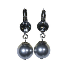 Laden Sie das Bild in den Galerie-Viewer, Konplott Ohrringe EuroWire Ohrhänger Pearl Shadow hängend grau