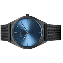 Laden Sie das Bild in den Galerie-Viewer, Bering Unisex Uhr Armbanduhr Classic - 17039-227 Meshband