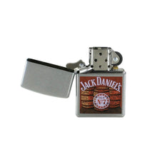 Laden Sie das Bild in den Galerie-Viewer, Zippo Feuerzeug Modell 200 JD 636 Jack Daniels Barrels - Old No. 7