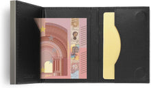 Laden Sie das Bild in den Galerie-Viewer, Ögon Smart Wallets - CASCADE TITANIUM CARBON Automatische Geldbörse