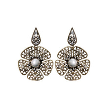 Laden Sie das Bild in den Galerie-Viewer, Konplott Ohrringe Ohrhänger Flamenco grey large antique brass