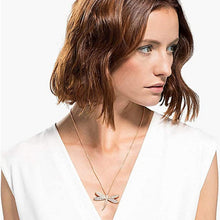 Laden Sie das Bild in den Galerie-Viewer, Swarovski Damen Kette Halskette Edelstahl roségold  Libelle Kristalle 5524856