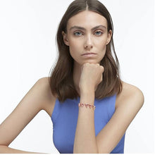Laden Sie das Bild in den Galerie-Viewer, Swarovski Damen Armband Armreif Rosé Ortyx Kristalle Dreieckschliff Rosa 5614934