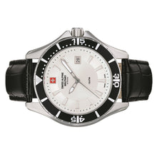 Laden Sie das Bild in den Galerie-Viewer, Swiss Alpine Military Herren Uhr Analog Quarz 7040.1532SAM Leder