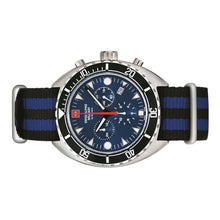 Laden Sie das Bild in den Galerie-Viewer, Swiss Alpine Military Herren Uhr Chrono Analog Quarz 7066.9635SAM Nylon-Armband