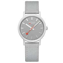 Laden Sie das Bild in den Galerie-Viewer, Mondaine Unisex Uhr Classic Armbanduhr 36 mm A660.30314.80SBH Textil