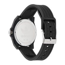 Laden Sie das Bild in den Galerie-Viewer, Adidas Unisex Uhr PROJECT FOUR SOLAR Kunststoff schwarz AOST25530