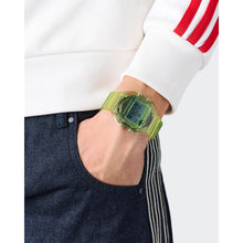 Laden Sie das Bild in den Galerie-Viewer, Adidas Unisex Uhr DIGITAL TWO CRYSTAL Silikon grün AOST25538