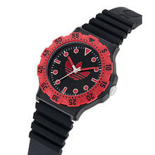 Laden Sie das Bild in den Galerie-Viewer, Adidas Unisex Uhr DISCOVERER TWO Silikon schwarz AOSY25514