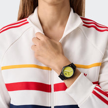 Laden Sie das Bild in den Galerie-Viewer, Adidas Unisex Uhr GAME TWO Silikon schwarz AOSY25517