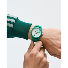 Laden Sie das Bild in den Galerie-Viewer, Adidas Unisex Uhr GAME TWO Silikon grün AOSY25519