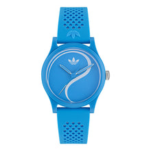 Laden Sie das Bild in den Galerie-Viewer, Adidas Unisex Uhr GAME TWO Silikon blau AOSY25520