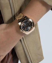 Laden Sie das Bild in den Galerie-Viewer, Guess Damen Uhr Armbanduhr CUBED GW0607L3 Edelstahl Rosé