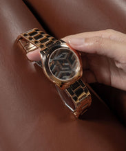 Laden Sie das Bild in den Galerie-Viewer, Guess Damen Uhr Armbanduhr CUBED GW0607L3 Edelstahl Rosé