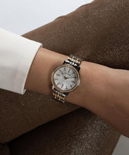 Laden Sie das Bild in den Galerie-Viewer, Guess Damen Uhr Armbanduhr HAYLEY GW0612L3 Edelstahl bicolor