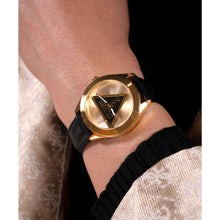 Laden Sie das Bild in den Galerie-Viewer, Guess Damen Uhr Armbanduhr TRI PLAQUE GW0744L2 Leder