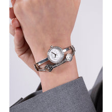 Laden Sie das Bild in den Galerie-Viewer, Guess Damen Uhr Armbanduhr CHLOE GW0756L1 Edelstahl