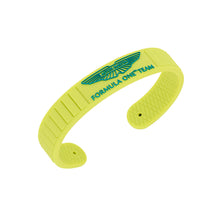 Laden Sie das Bild in den Galerie-Viewer, ASTON MARTIN Herren Armband Armreif Silikon gelb AM FORMULA 1 MJFBF5BU6