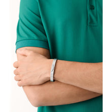 Laden Sie das Bild in den Galerie-Viewer, ASTON MARTIN Herren Armband Armreif Edelstahl silber AML ICON MJIBF5BL3