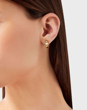 Laden Sie das Bild in den Galerie-Viewer, Philipp Plein Damen Ohrringe Creolen Edelstahl IP Gold THE PLEIN CUFF PJ1EA25EU