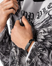 Laden Sie das Bild in den Galerie-Viewer, Philipp Plein Herren Armband Armkette Edelstahl IP Black GOTHIC TAG PJTEA08BL