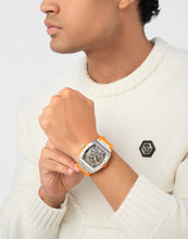 Laden Sie das Bild in den Galerie-Viewer, Philipp Plein Herren Uhr Automatik THE SKELETON LIMITED EDITION PWJFA1225 Silikon
