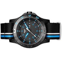 Laden Sie das Bild in den Galerie-Viewer, Traser Herren Uhr Analog Quarz H3 Blue Infinity P66 Textilband SW/Blau 105545