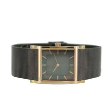Laden Sie das Bild in den Galerie-Viewer, Bering Damen Uhr Armbanduhr Slim Classic - 10426-265-S-1 Meshband