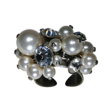 Laden Sie das Bild in den Galerie-Viewer, Konplott Ring Pearl Shadow weiß Kristall