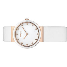 Laden Sie das Bild in den Galerie-Viewer, Bering Damen Uhr Armbanduhr Slim Classic- 10729-766 Leder