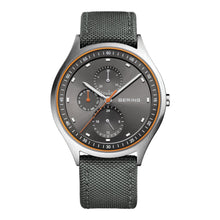 Laden Sie das Bild in den Galerie-Viewer, Bering Herren Uhr Armbanduhr Titan - 11741-879 Nylon