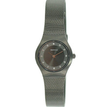 Laden Sie das Bild in den Galerie-Viewer, Bering Damen Uhr Armbanduhr Slim Classic - 11923-222-1 Meshband