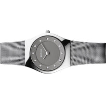 Laden Sie das Bild in den Galerie-Viewer, Bering Damen Uhr Armbanduhr Slim Classic - 11927-309 Meshband