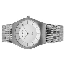 Laden Sie das Bild in den Galerie-Viewer, Bering Unisex Uhr Armbanduhr Titan Slim Classic - 11935-000-1 Meshband