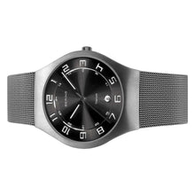 Laden Sie das Bild in den Galerie-Viewer, Bering Herren Uhr Armbanduhr Slim Classic - 11937-077-1 Meshband