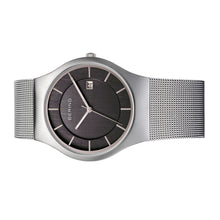 Laden Sie das Bild in den Galerie-Viewer, Bering Herren Uhr Armbanduhr Classic - 11938-002-1 Meshband