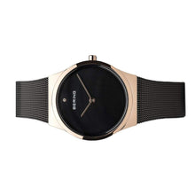 Laden Sie das Bild in den Galerie-Viewer, Bering Damen Uhr Armbanduhr Classic - 12130-166-1 Meshband