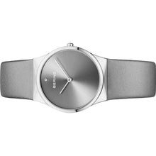 Laden Sie das Bild in den Galerie-Viewer, Bering Damen Uhr Armbanduhr Classic - 12130-609-1 Leder