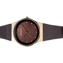 Laden Sie das Bild in den Galerie-Viewer, Bering Damen Uhr Armbanduhr Slim Classic - 12927-262-1 Meshband