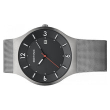 Laden Sie das Bild in den Galerie-Viewer, Bering Herren Uhr Armbanduhr Solar - 14440-077-1 Meshband