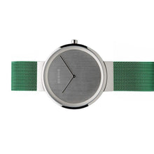 Laden Sie das Bild in den Galerie-Viewer, Bering Damen Uhr Armbanduhr Slim Classic - 14531-000-1-grün Meshband