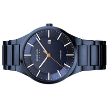 Laden Sie das Bild in den Galerie-Viewer, Bering Herren Uhr Armbanduhr Titan - 15239-797