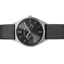 Laden Sie das Bild in den Galerie-Viewer, Bering Unisex Uhr Armbanduhr Classic - 17140-402-1 Leder