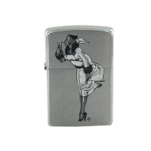 Laden Sie das Bild in den Galerie-Viewer, Zippo Feuerzeug Modell 200 WOMEN-SMOKING 2 SUR