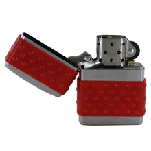 Laden Sie das Bild in den Galerie-Viewer, Zippo Feuerzeug Modell 205 Regular Satin Chrome CHR/REDZ