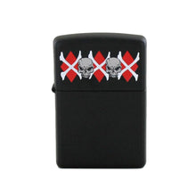 Laden Sie das Bild in den Galerie-Viewer, Zippo Feuerzeug Modell 218 PIRATES-SKULL &amp; BONES