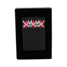 Laden Sie das Bild in den Galerie-Viewer, Zippo Feuerzeug Modell 218 PIRATES-SKULL &amp; BONES