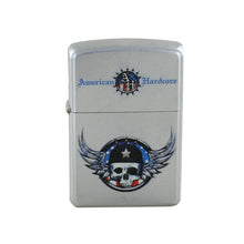 Laden Sie das Bild in den Galerie-Viewer, Zippo Feuerzeug Modell  Modell 220101 American Hardcore Winged Skull