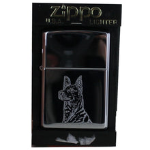 Laden Sie das Bild in den Galerie-Viewer, Zippo Feuerzeug Modell 250 / 855.671 Regular 250 HUND 1